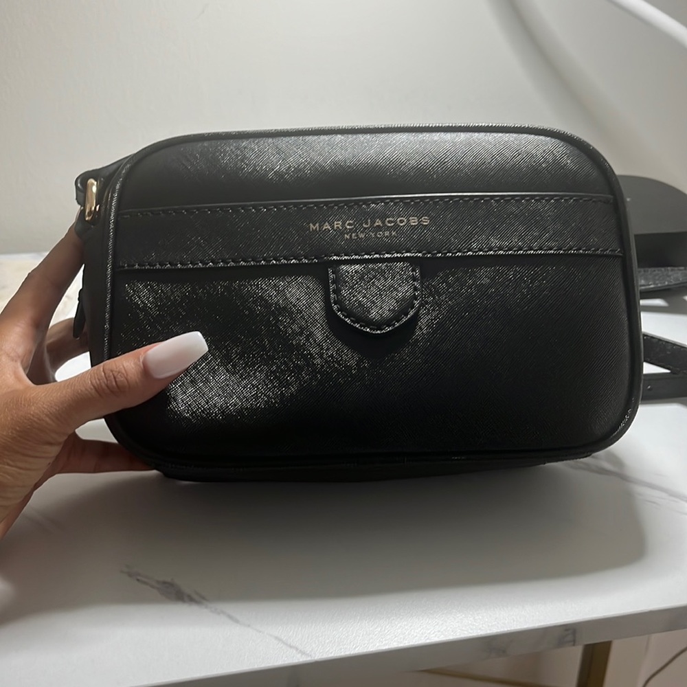 MARC JACOBS
Liaison Crossbody Bag